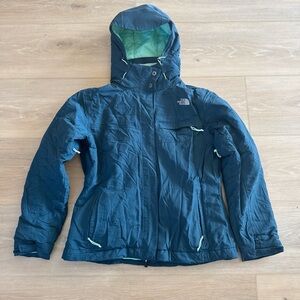 The North Face blue ski jacket with hood #skiing hardly worn